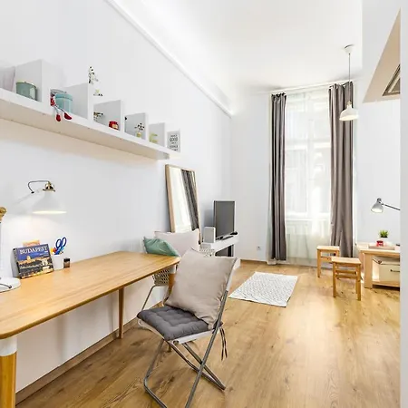 Апартаменты Paco&orsi's Homey Cosy In The City Center